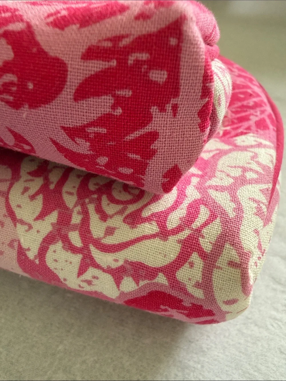 NWOT Once Upon a Rose Set-of-2 Travel/Make-Up Bags